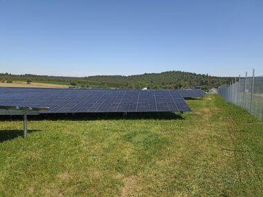 Structura panouri fotovoltaice la sol 3V Est Vest 3x3 vertical 4 stalpi 10